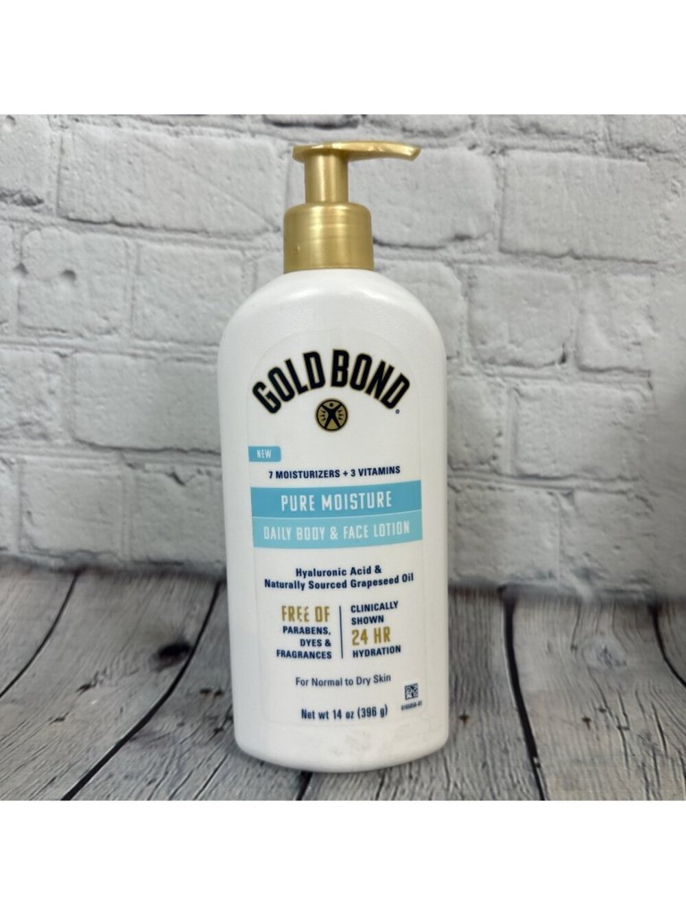 Gold Bond Face & Body Lotion, Pure Moisture, Hyaluronic Acid 20oz Bottle.